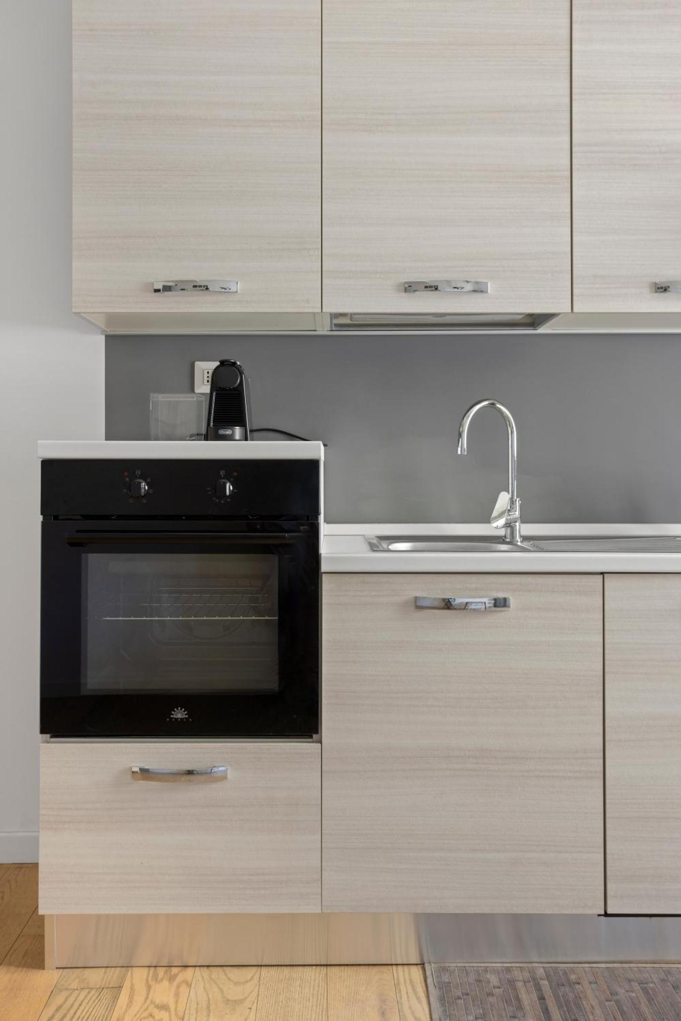 Appio Grand Apartment - S. Giovanni Рим Екстер'єр фото